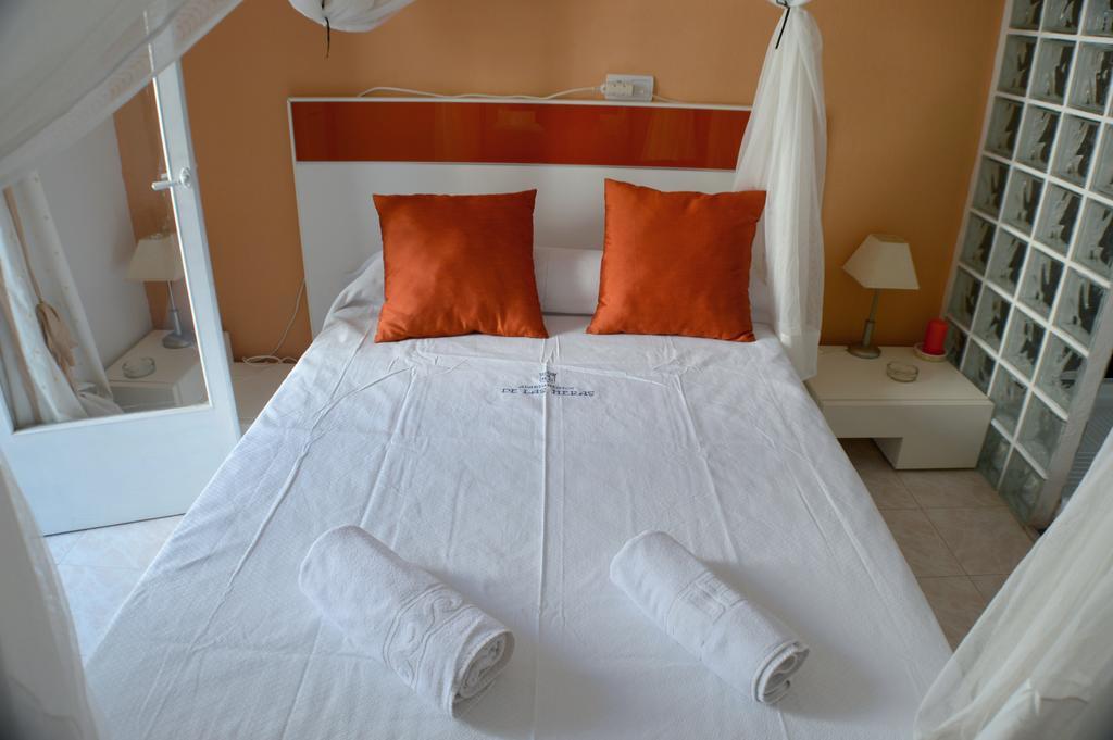 Apartamentos De Las Heras Ibiza-stad Buitenkant foto